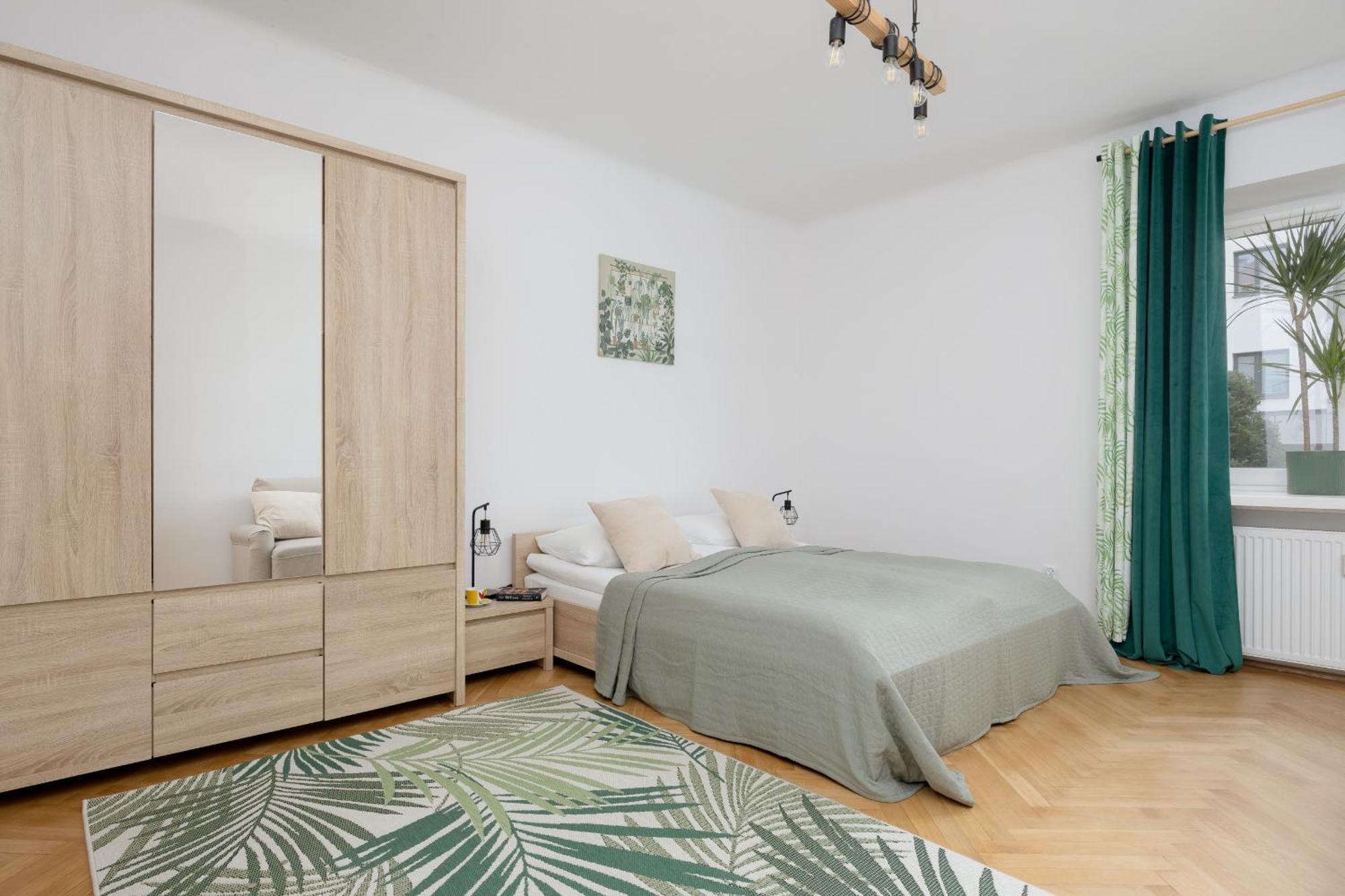 Spacious Apartment For 6 People Near The Old Town By Noclegi Renters Warschau Exterior foto