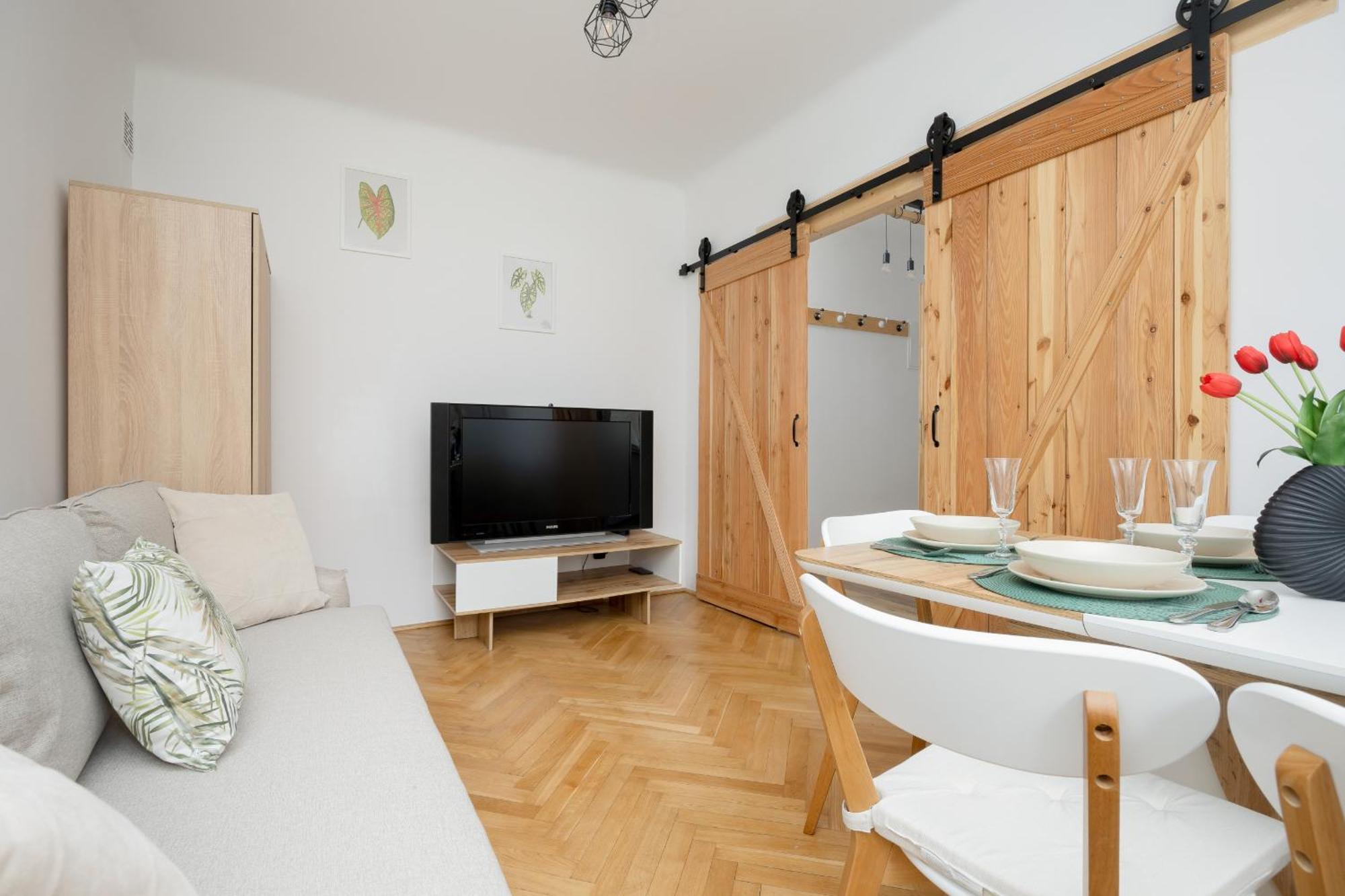 Spacious Apartment For 6 People Near The Old Town By Noclegi Renters Warschau Exterior foto